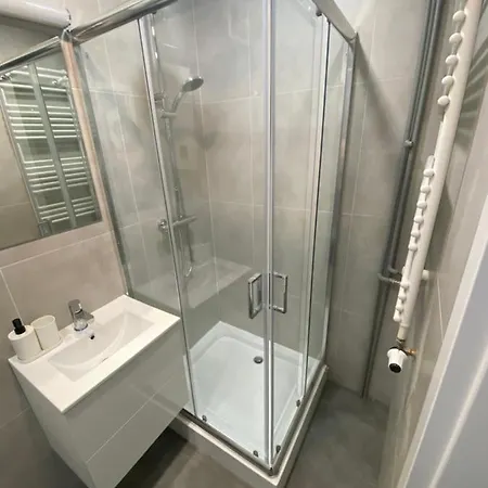 아파트 Apartament Przy Wiezy *