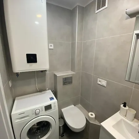 Apartament Przy Wiezy 슈비노우이스쳬